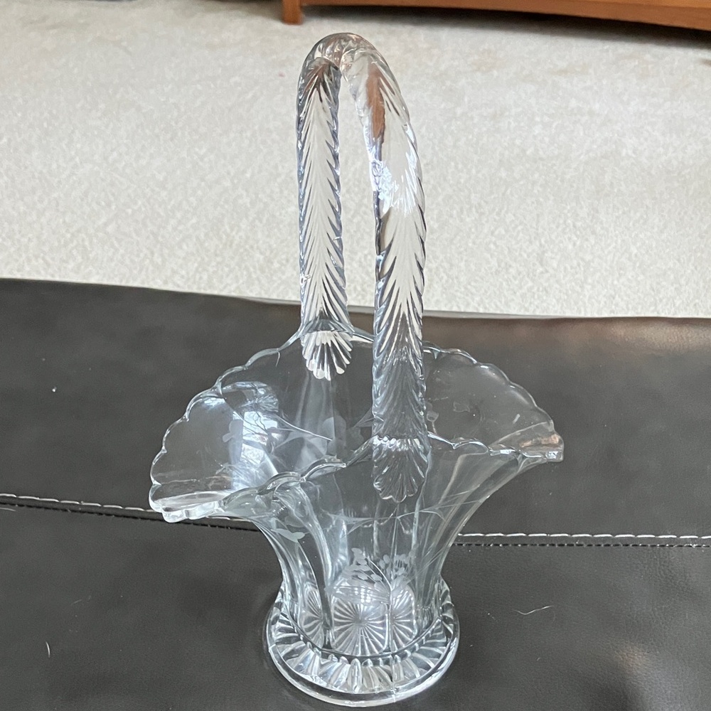 Elegant Clear Glass Basket Vintage Flower Etched Bride's